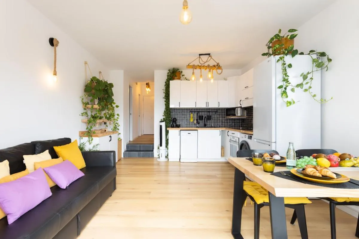 Image 4 of Happy Home by Smart Holiday