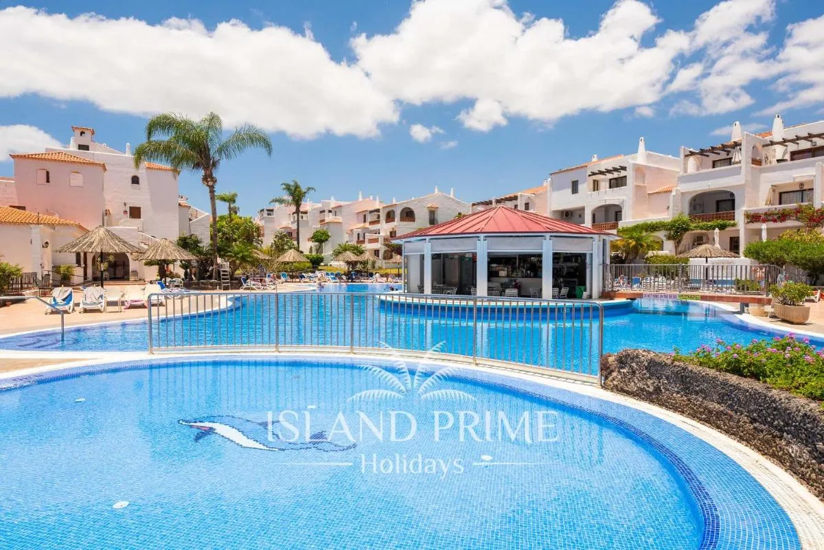 Image 3 of Heated Pool Complex Holiday in Amarilla Golf FCB20