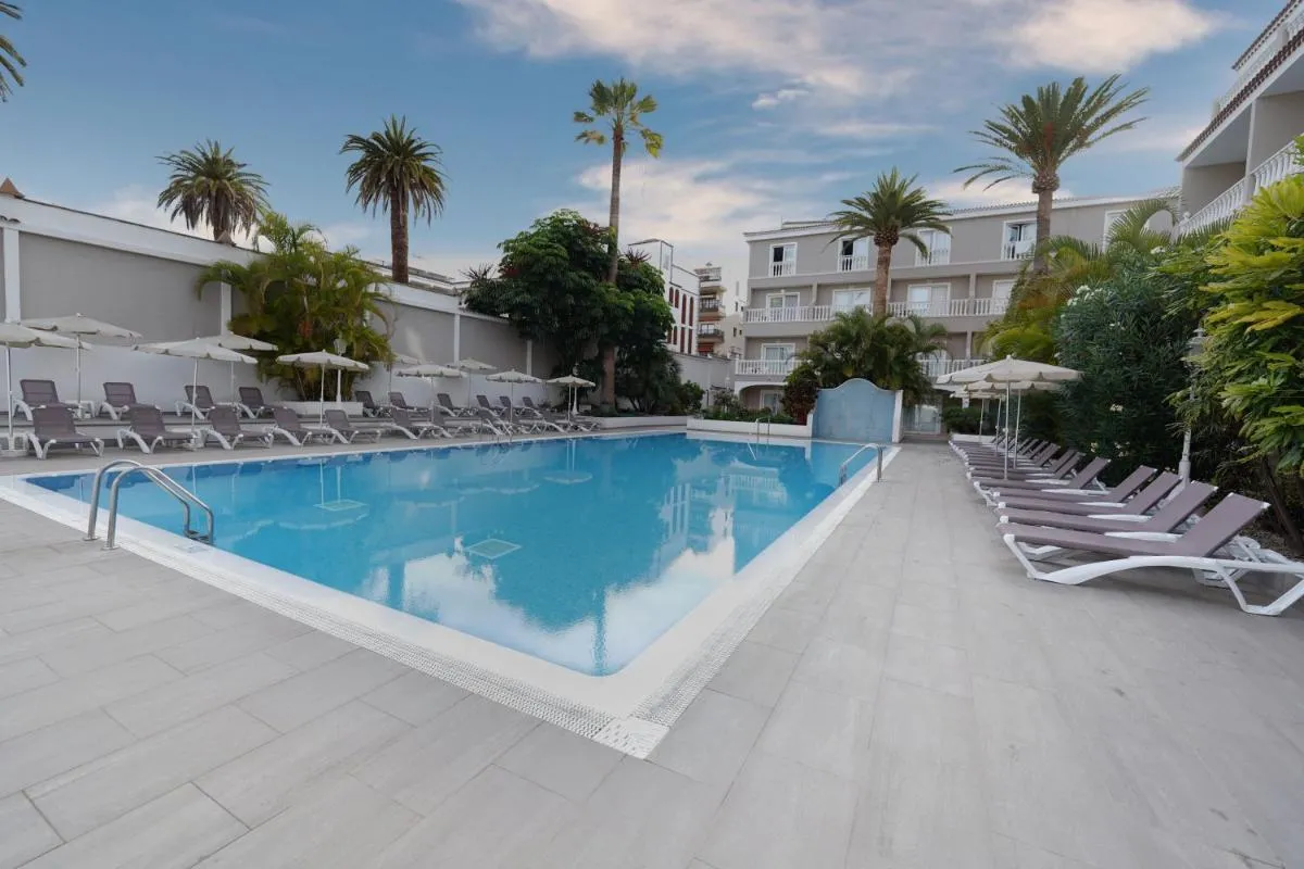 Image 3 of Hotel RF San Borondon