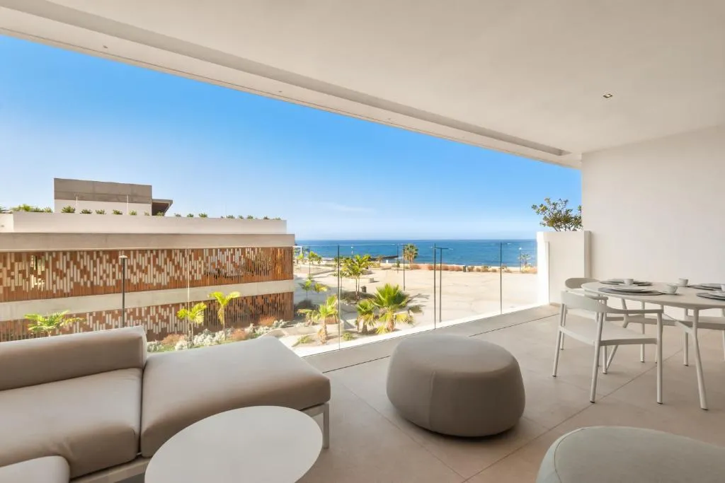 Image of Infinity 1-2 LUXE PARTIAL SEA VIEW 2B