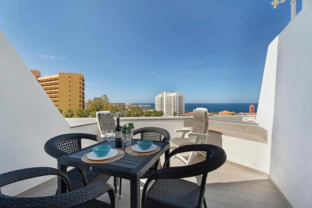 Image of Las Flores 407