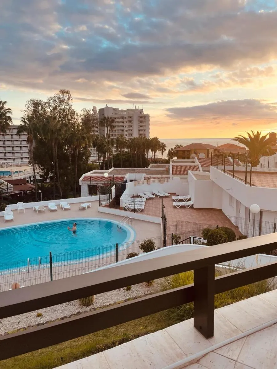 Image 3 of Lemon Beach Tenerife Holiday Apartment Las Americas