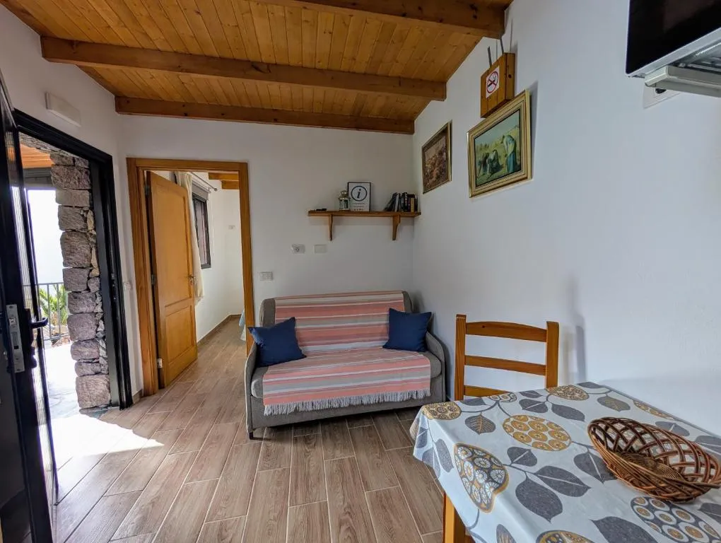 Image of Live Masca – Estudio casas morrocatana Tenerife ONLY ADULTS