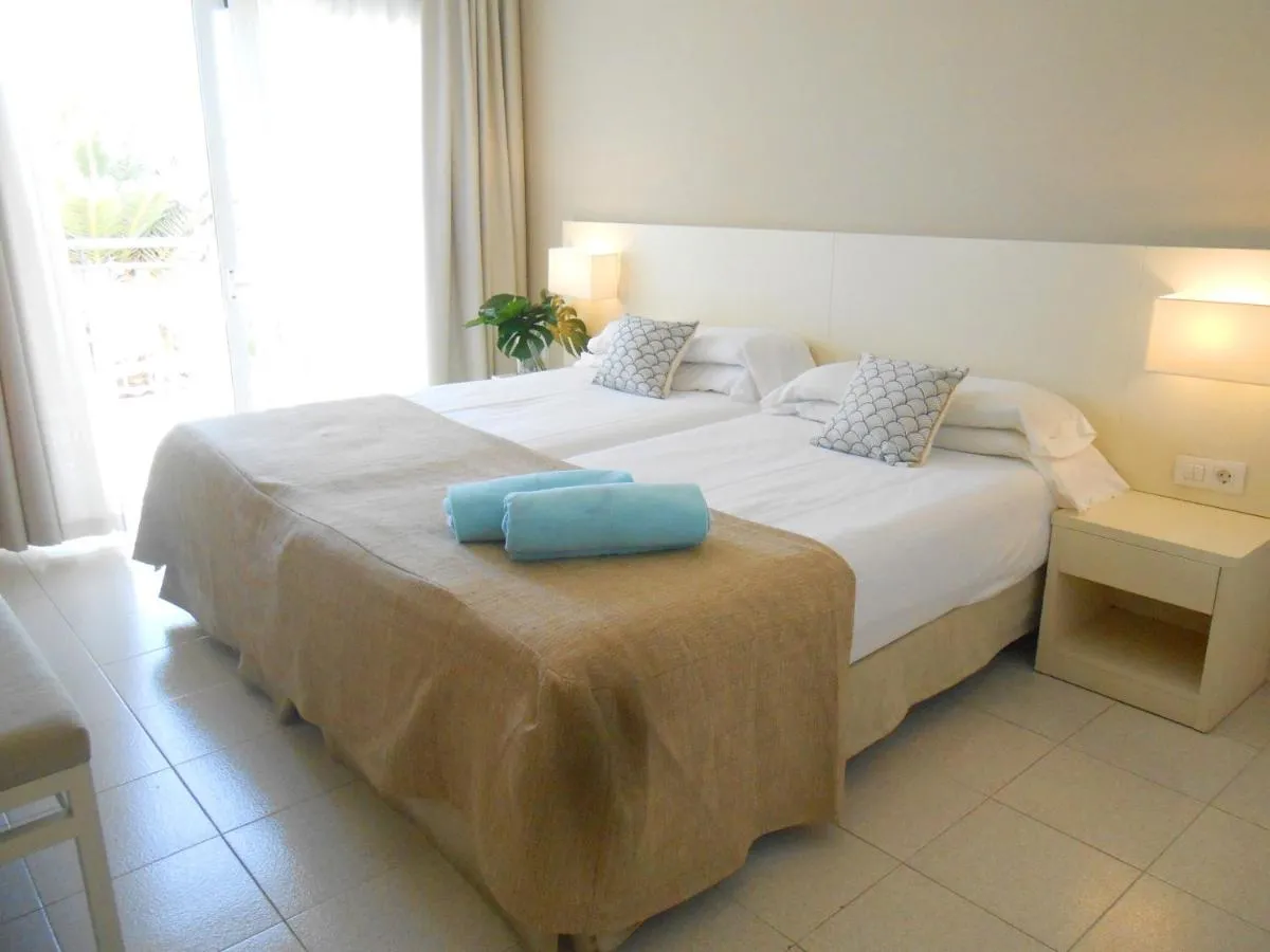 Image 3 of Los Olivos Beach Resort