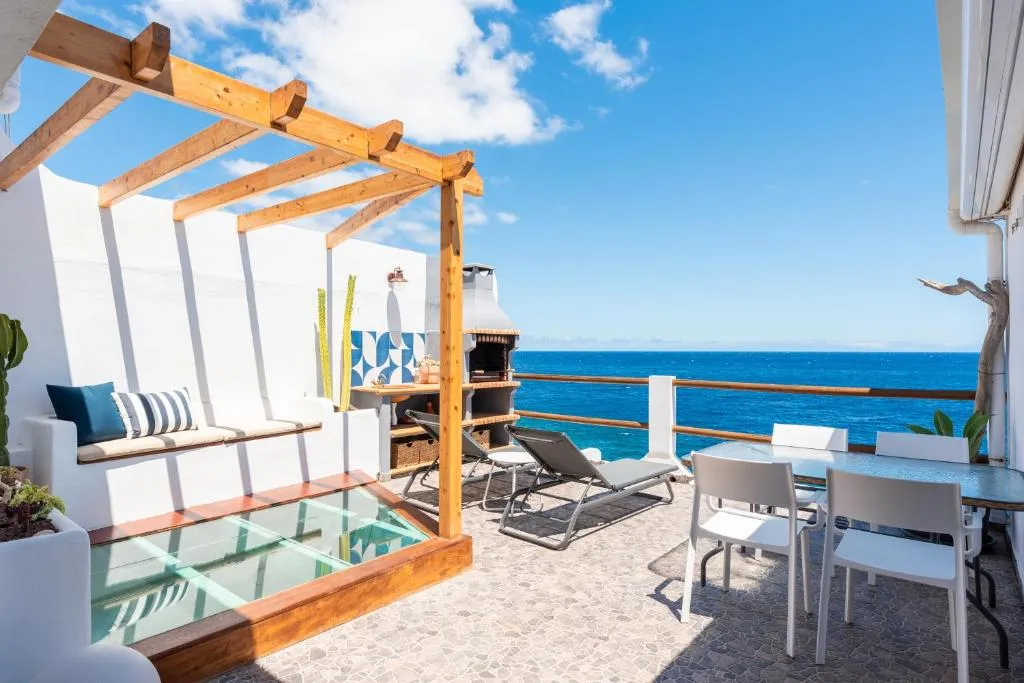 Image of Luminous loft apartment next to the Atlantic Ocean