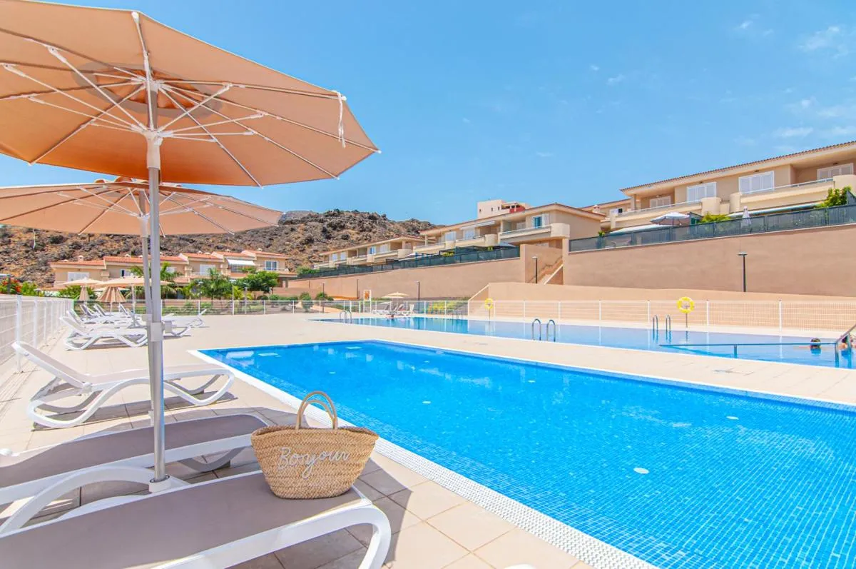 Image 3 of Luxury Townhouse with panoramic sea view