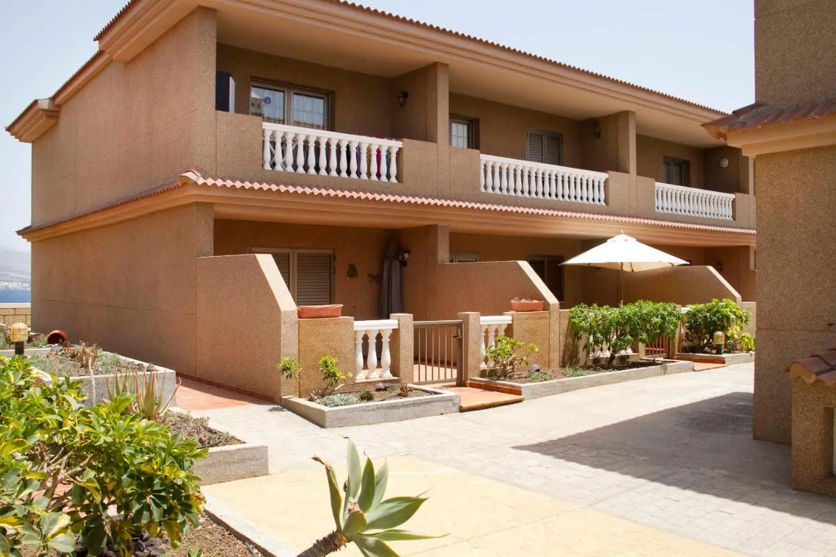 Image 6 of Navy Apartment, El Poris