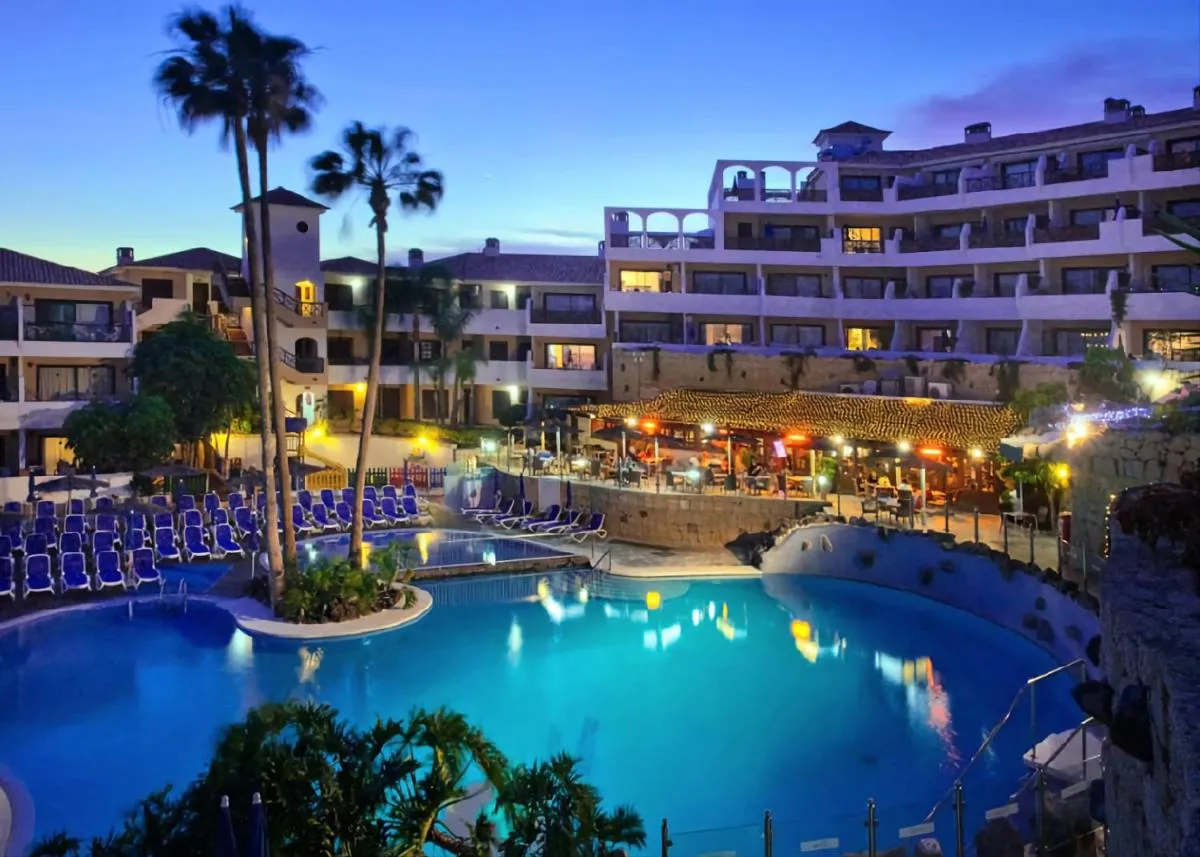 Image 2 of Nice apartment, friendly complex in Tenerife South