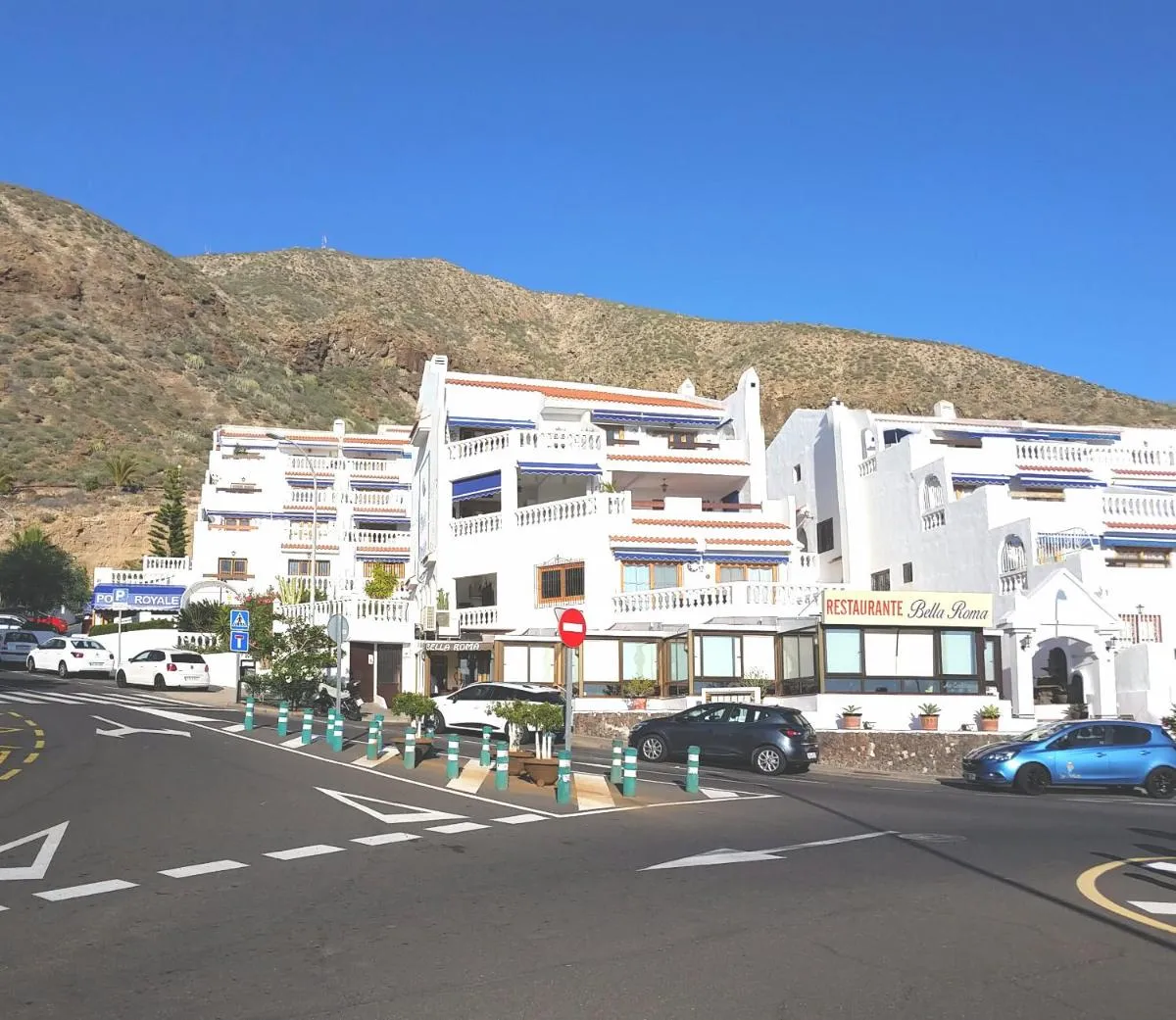 Image 2 of Ocean Dreams Suite Los Cristianos Hill heated pool