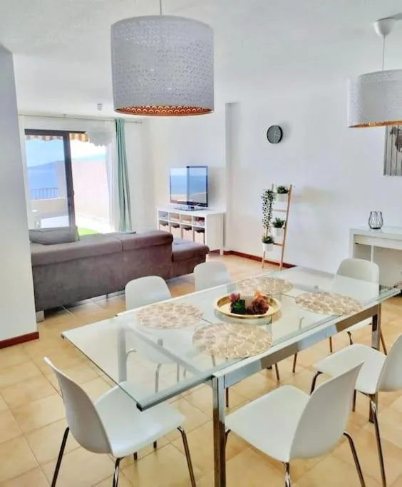 Image 5 of Ocean view apartment with terrace