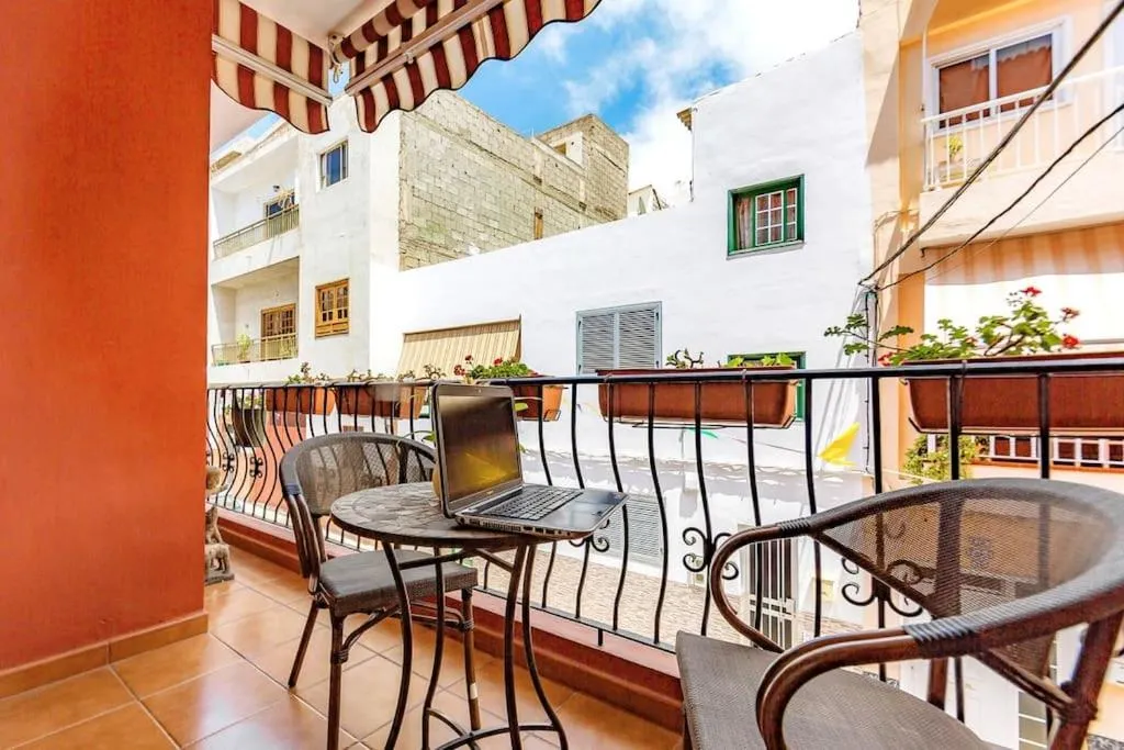 Image 5 of Playa San Juan apartment