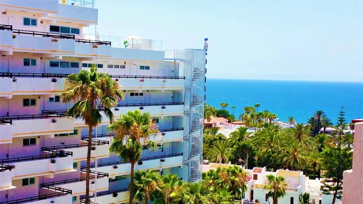 Image 6 of Playa de Las Americas Sea Views