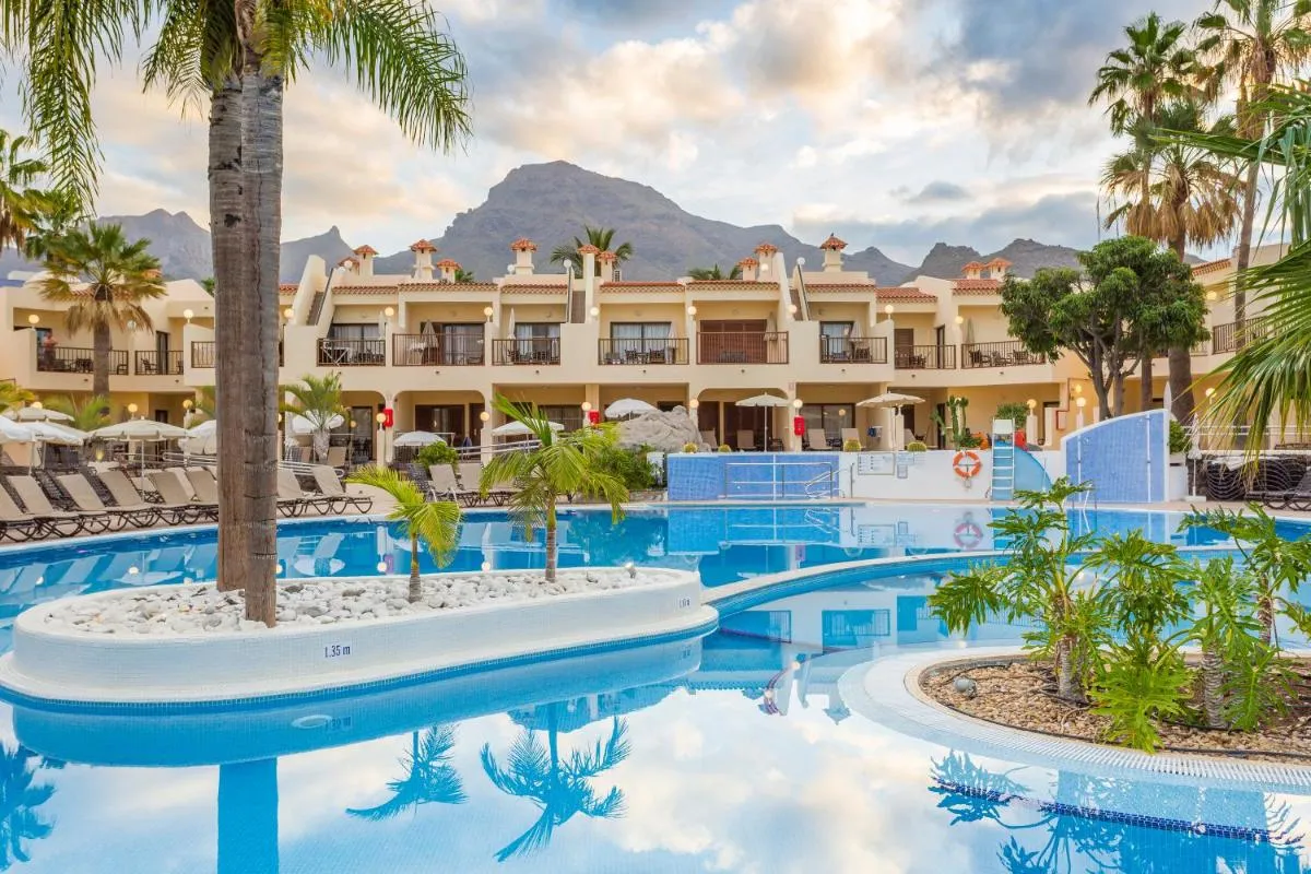 Image 3 of Royal Sunset Beach Club