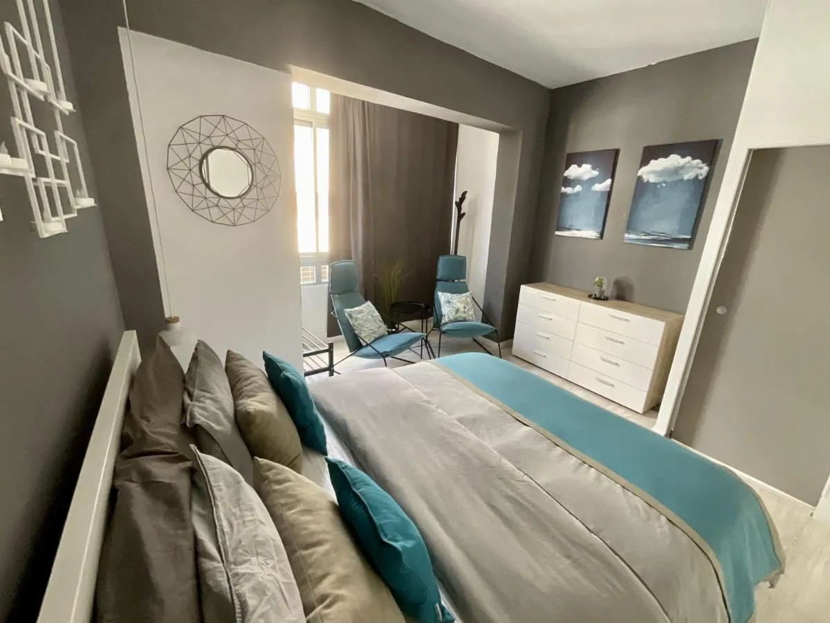 Image 6 of Santa Cruz Luxury Low-Cost Apartment with Terrace & Views