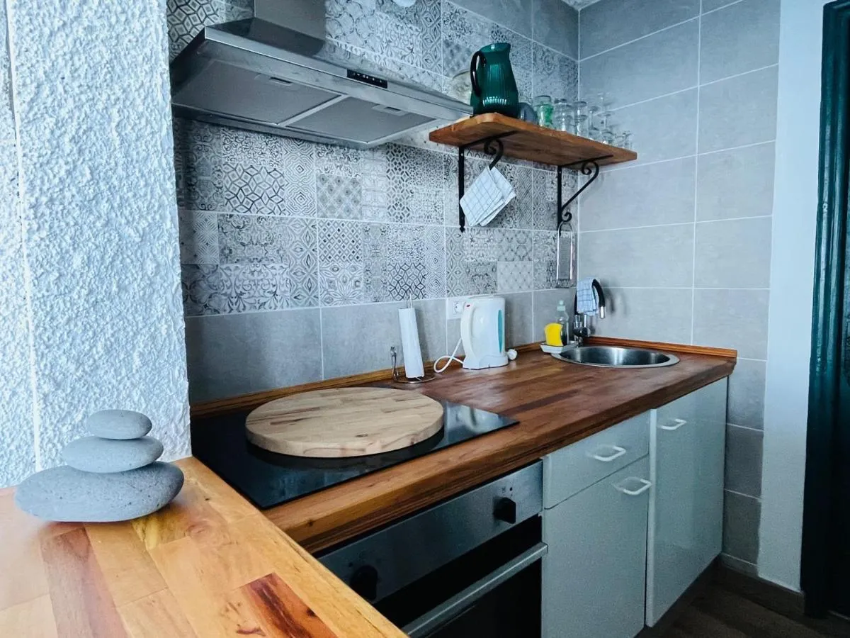 Image 5 of Sea lover’s nest