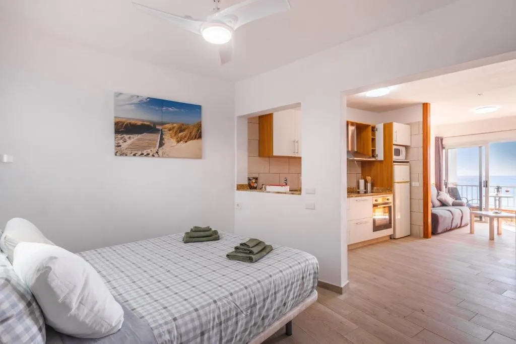 Image of Spacious studio next to the sea with stunning views