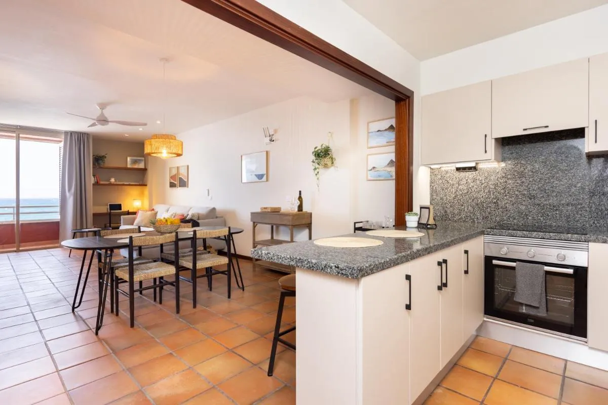 Image 3 of Spectacular Beachfront Loft-Style CASA CORINA II