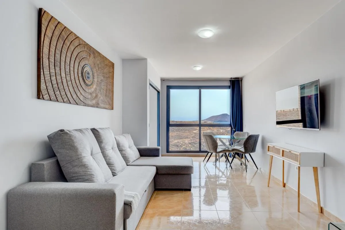 Image 1 of Stunning sea view in Los Abrigos