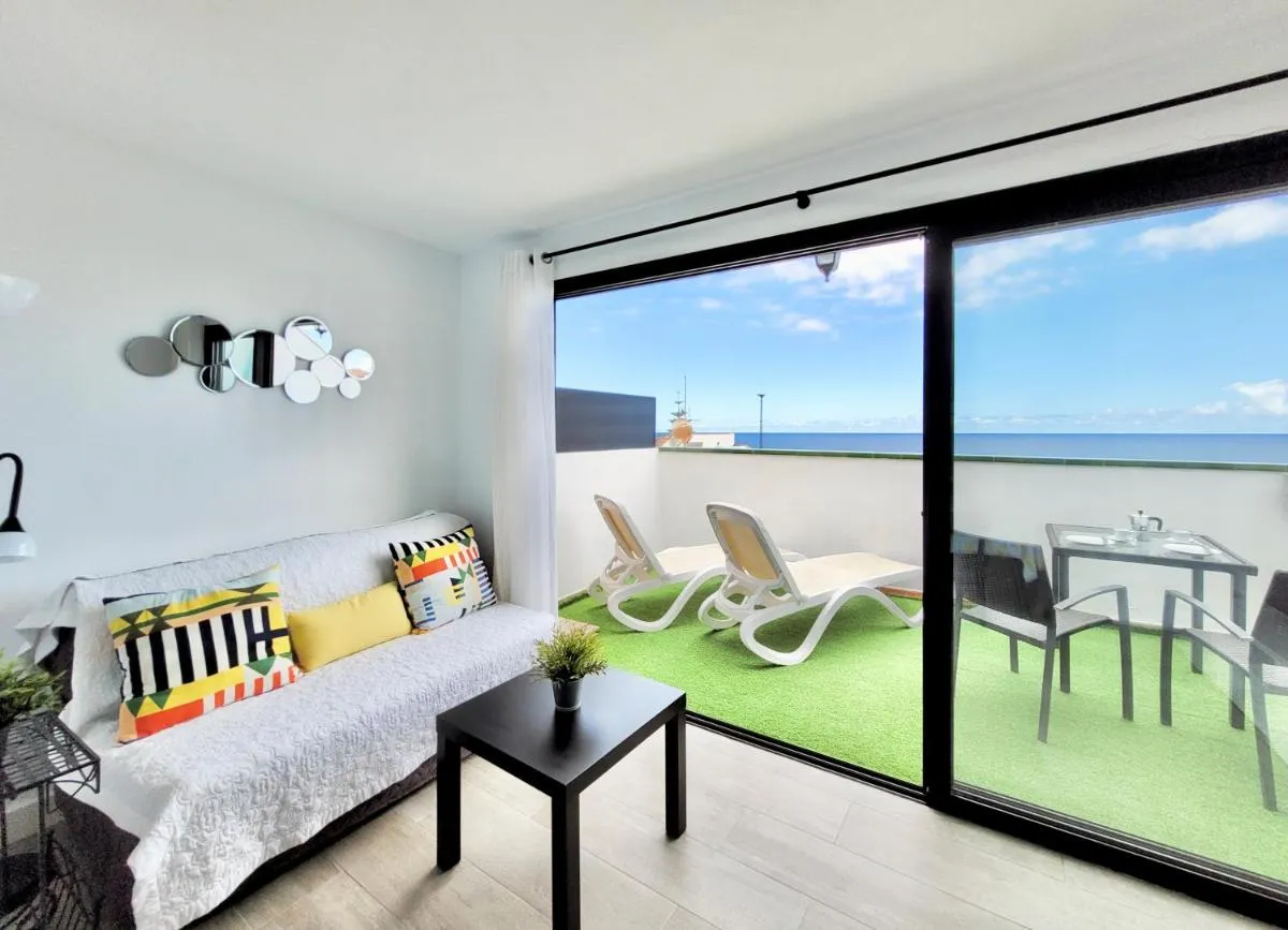 Image 2 of Summer Breeze Penthouse