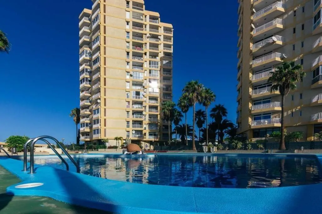 Image of Torres de Yomely Playa las Americas
