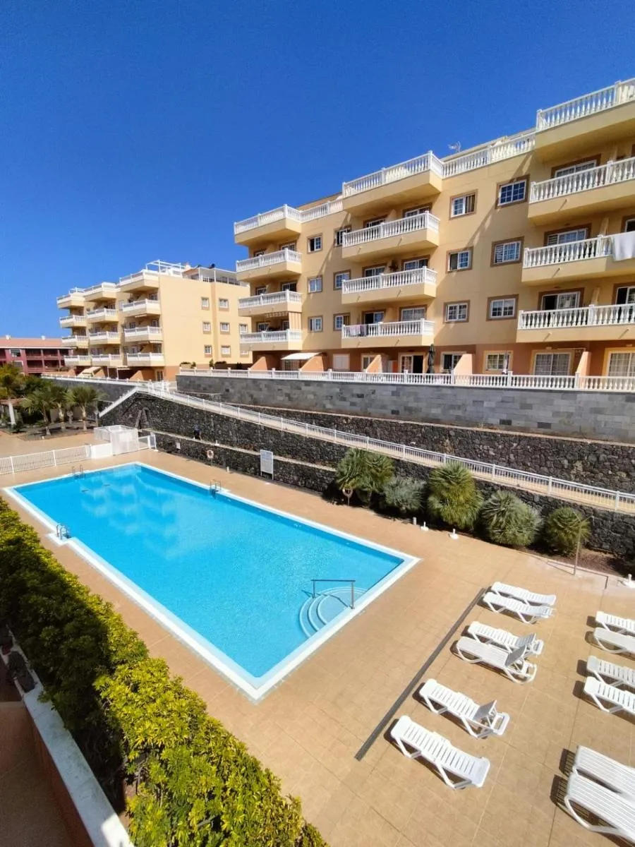 Image 4 of Tropical Apartment – Heated Pool