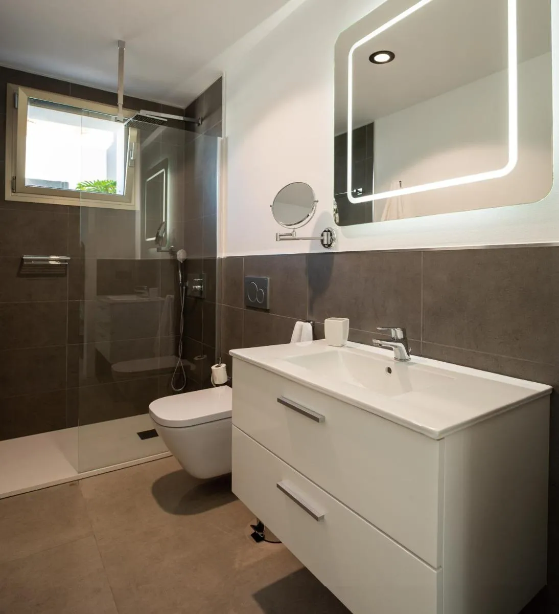 Image 3 of Villa Allure