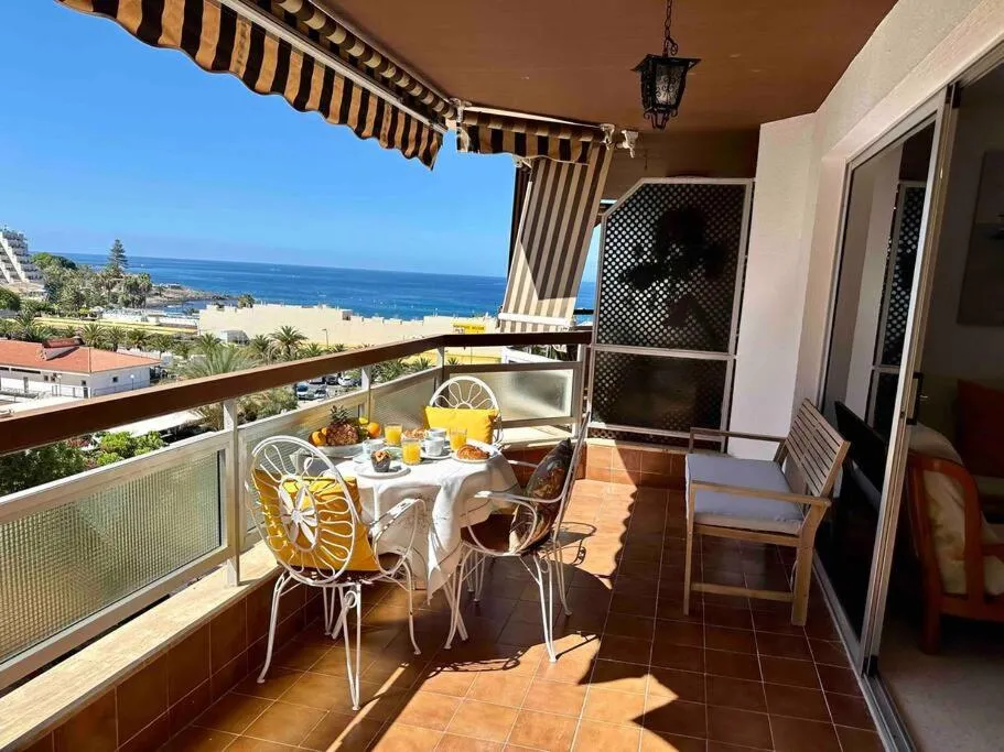 Image 1 of Vista al mar – Piscina by VV Canary Ocean Homes