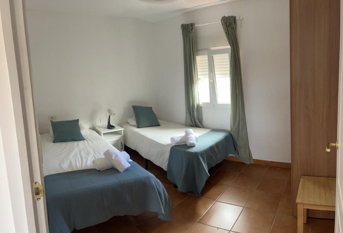 Image 6 of 2 bedroom apartments los cristianos beach Tenerife tamaragua
