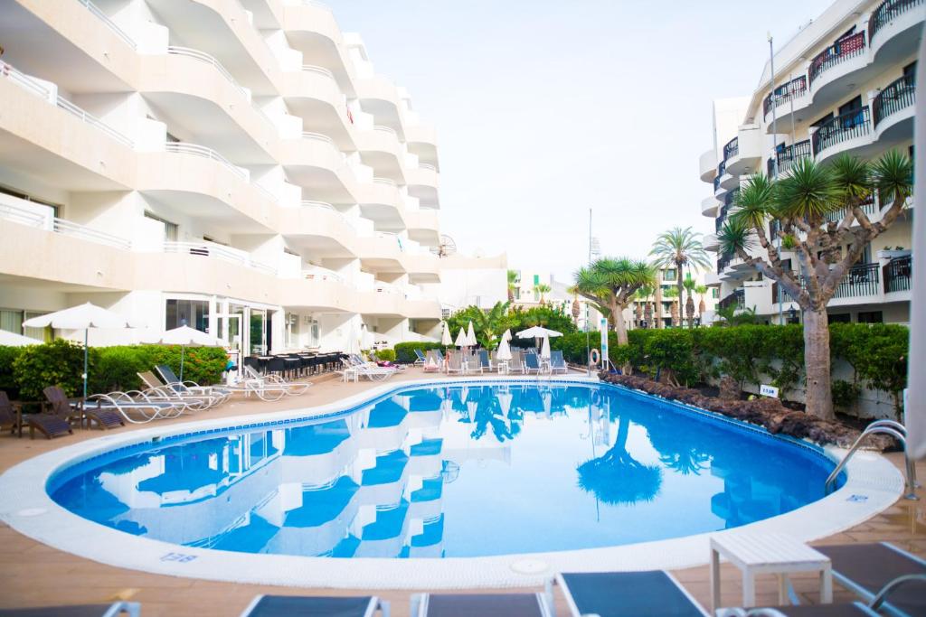 Image of Adults Only Sunny Quiet Apartment in Center of Las Americas