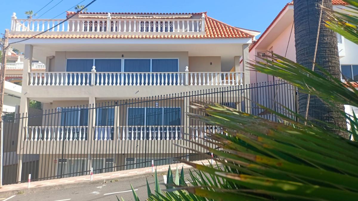 Image 2 of Apartamento Tajinaste con vistas al mar y la montaña y wifi gratis