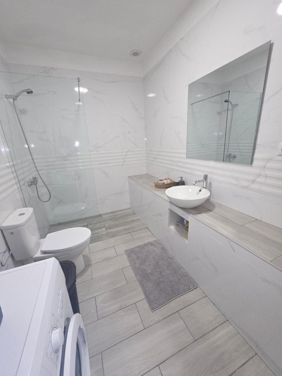 Image 2 of Apartamentos tenerife sur 3