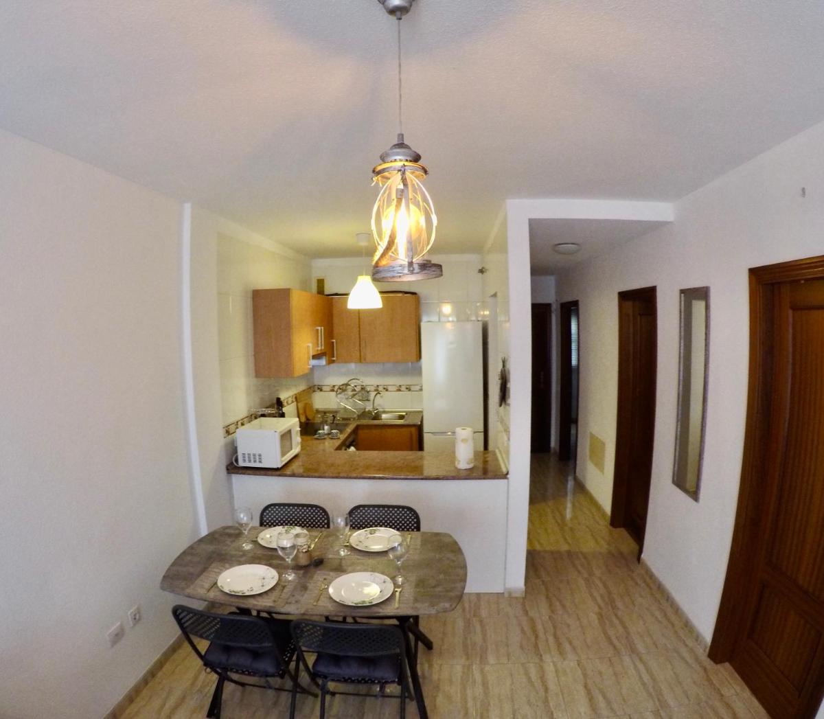 Image 4 of Beach apartment with pool