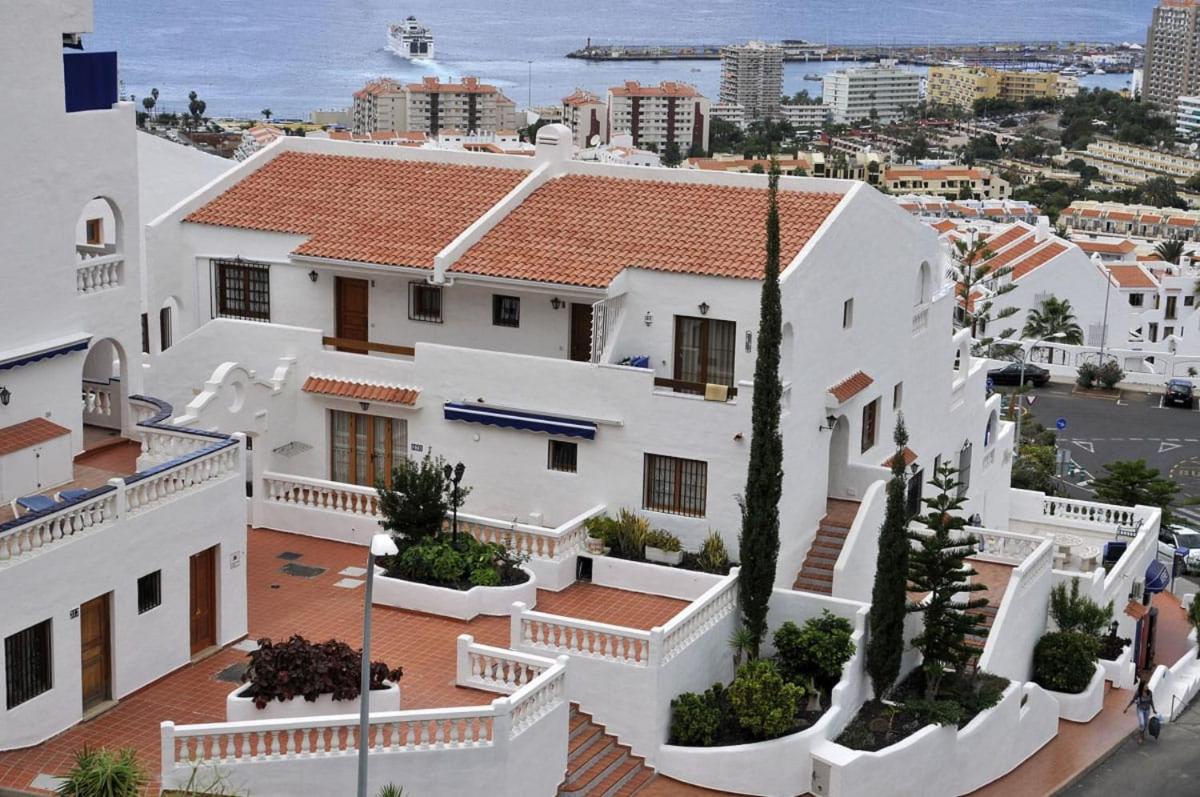 Image 2 of Blue Island House on the hill