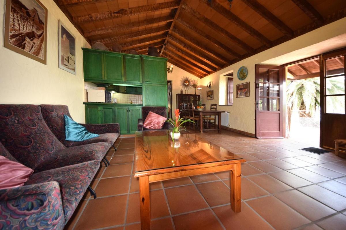 Image 3 of Casa Canarina