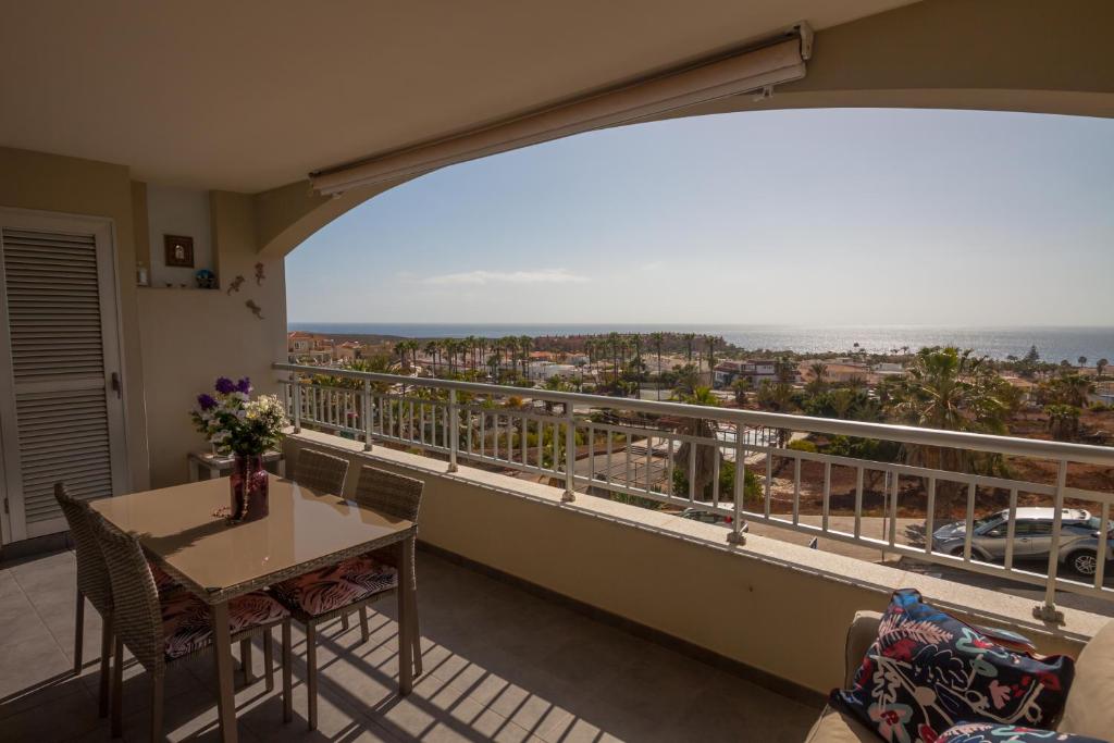 Image of Comfortable apartment with amazing sea views