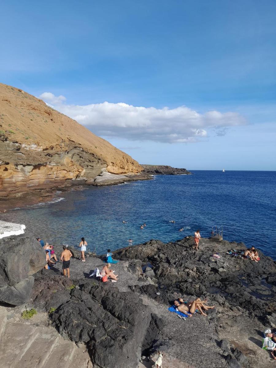 Image 3 of Costa del Silencio Playa Montaña Amarlla,pools,wifi