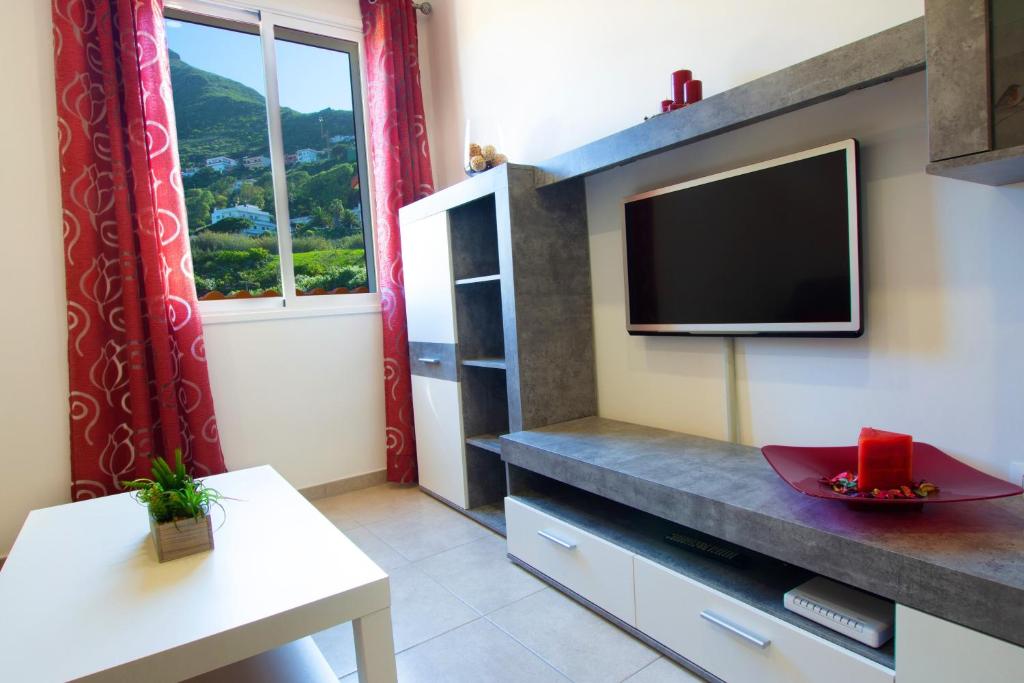 Image of F&M ‘con terraza y tranquilidad’