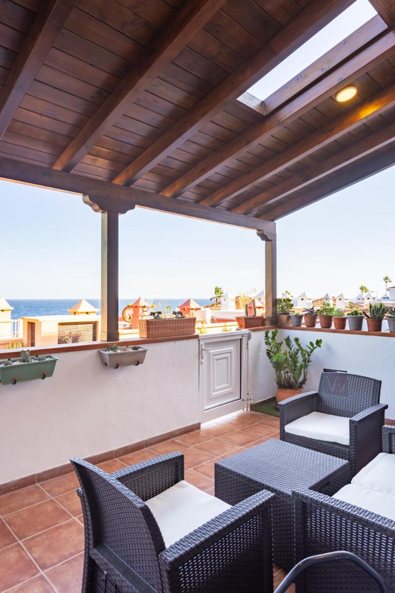 Image 3 of Home2Book Sea Breeze Apartment, Pool & Terrace