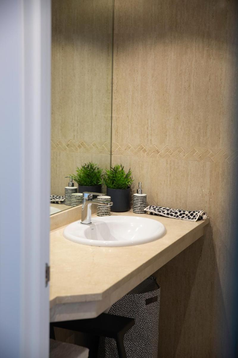 Image 4 of Home2Book Stunning&Design Apartment Santa Cruz