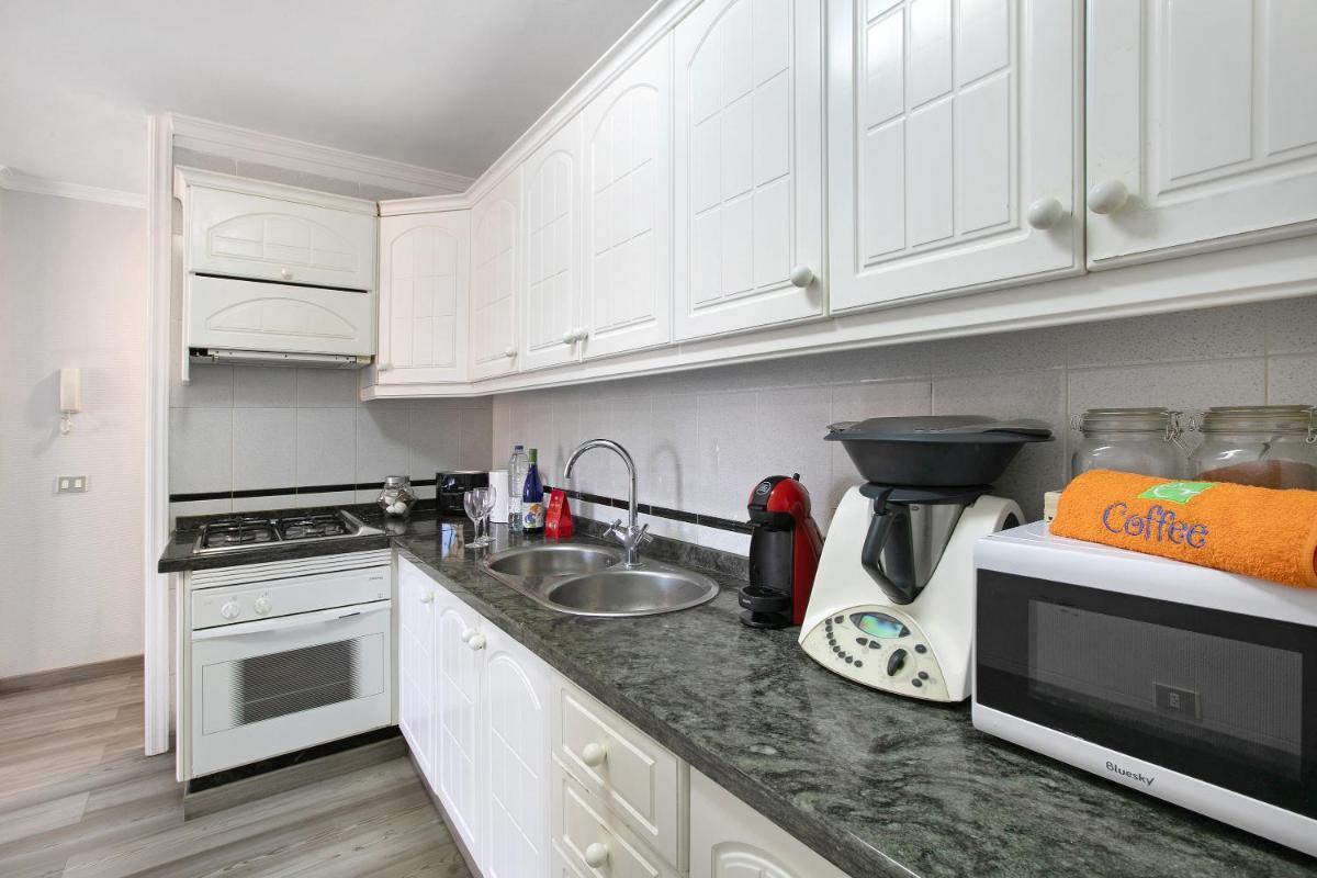 Image 3 of Las Teresitas Beach Apartment