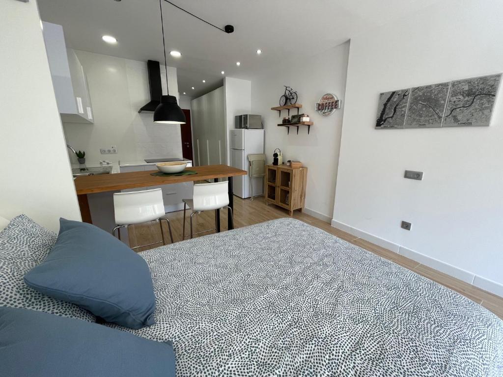 Image of Lovely Stay Studio by TOR