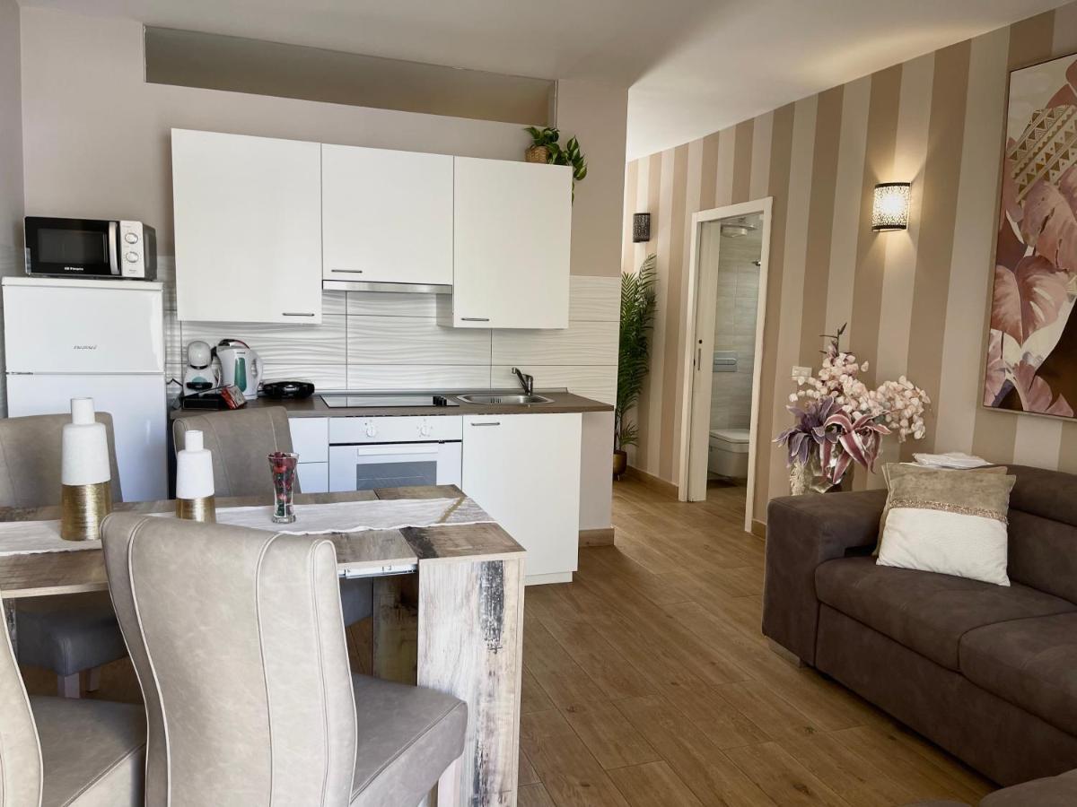 Image 4 of Luxury Apartment fronte piscina Mareverde A&V Costa Adeje