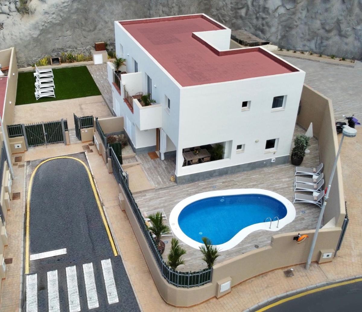 Image 3 of Luxury Villa Teno with private heated pool
