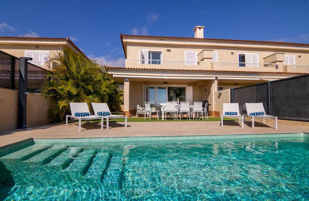 Image of Oasis del Mar