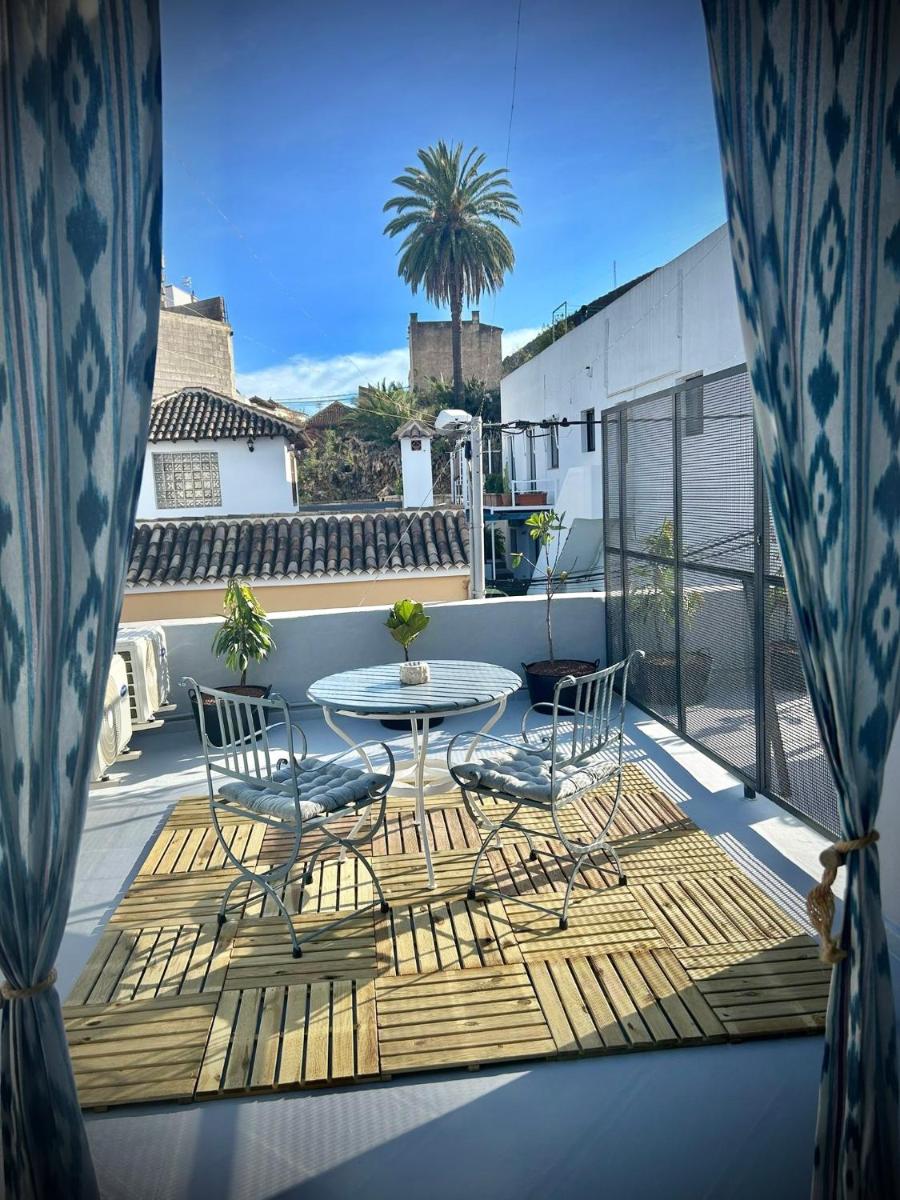 Image 3 of Plaza de la fuente Granadilla de Abona Tenerife sur Only Adults con terraza privada