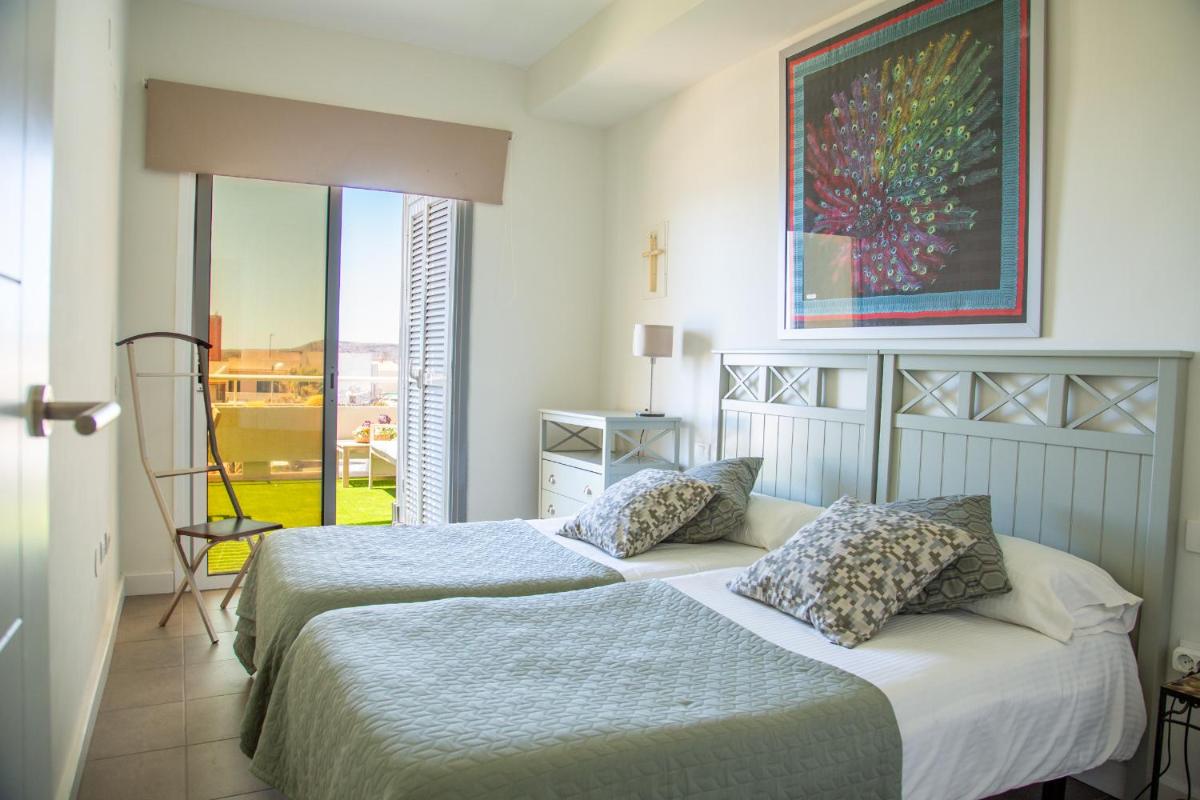 Image 1 of Sea View apartment 2B