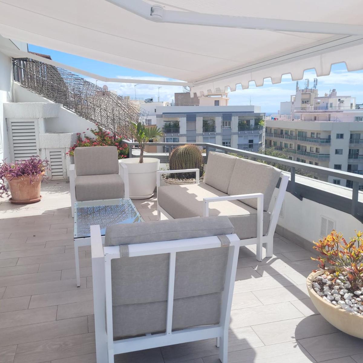 Image 4 of Sky Santa Cruz Penthouse
