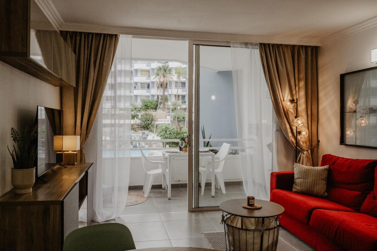 Image 2 of Sunny Escape – Green Park in Golf del Sur Tenerife