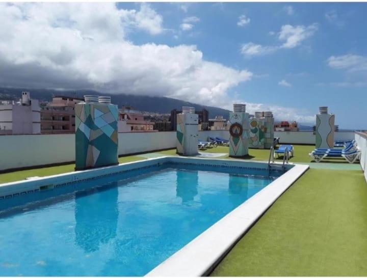 Image 3 of Toplage. Blick. Sauber. Günstig. Pool. Gepflegt