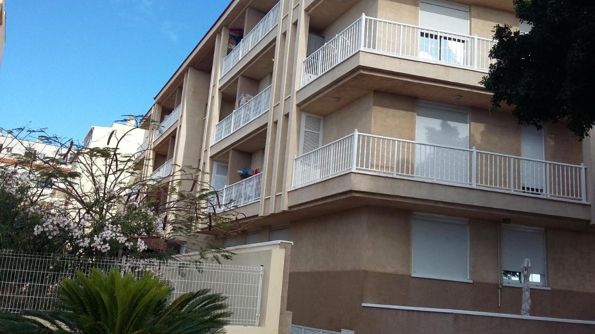 Image 5 of Toronjil